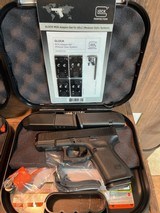 GLOCK 19 mos gen 5 9MM LUGER (9X19 PARA) - 1 of 3