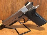 SMITH & WESSON 4046TSW .40 S&W - 1 of 3