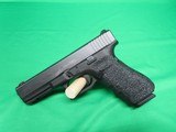 GLOCK 22 GEN4 .40 S&W - 2 of 3
