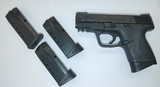 SMITH & WESSON M&P40 .40 S&W - 1 of 1