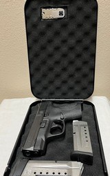 SMITH & WESSON M&P 9 SHIELD 9MM LUGER (9X19 PARA) - 1 of 3