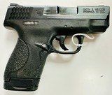 SMITH & WESSON M&P 9 SHIELD 9MM LUGER (9X19 PARA) - 1 of 2