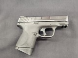 SMITH & WESSON M&P9 COMPACT 9MM LUGER (9X19 PARA) - 1 of 2