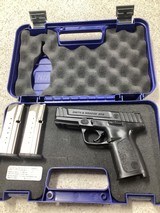 SMITH & WESSON SD9 9MM LUGER (9X19 PARA) - 1 of 3