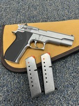 SMITH & WESSON 4506 .45 ACP - 1 of 3