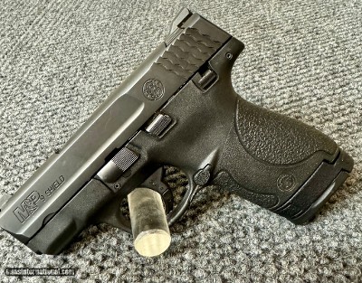 SMITH & WESSON M&P 9 SHIELD 9MM LUGER (9X19 PARA)