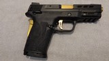 SMITH & WESSON M&P 9 Shield EZ PC 9MM LUGER (9X19 PARA) - 1 of 3