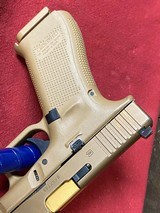 GLOCK 19X 19 x Gen 5 threaded barrel g19x 9MM LUGER (9X19 PARA) - 3 of 3