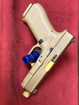 GLOCK 19X 19 x Gen 5 threaded barrel g19x 9MM LUGER (9X19 PARA) - 2 of 3