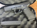 GLOCK G17 GEN 4 POLICE TRADE IN 9MM LUGER (9X19 PARA) - 1 of 3