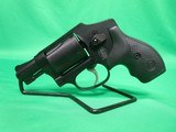 SMITH & WESSON 442 AIRWEIGHT .38 SPL +P - 1 of 3