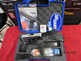 SIG SAUER SIG SAUER P239 SAS CUSTOM SHOP 40 S&W WITH 5 MAGS .40 S&W - 1 of 3
