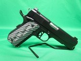 DAN WESSON FIREARMS VALOR V-BOB .45 ACP - 2 of 3