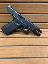 GLOCK 17 GEN 4 9MM LUGER (9X19 PARA) - 3 of 3