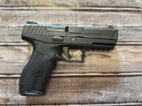 IWI IWI Masada 9MM LUGER (9X19 PARA) - 1 of 2