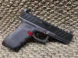 GLOCK 22 .40 S&W - 2 of 3