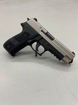 SIG SAUER P226 9MM LUGER (9X19 PARA) - 2 of 3