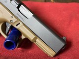 GLOCK G23 23 gen 3 compact .40 S&W - 3 of 3