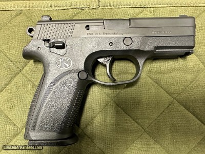 FN FNP-40 .40 S&W
