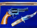 SMITH & WESSON 19-3 TEXAS RANGERS COMMEMORATIVE DISPLAY CASE & KNIFE .357 MAG