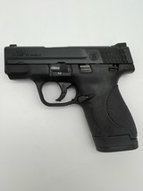 SMITH & WESSON M&P40 SHIELD .40 S&W - 1 of 3