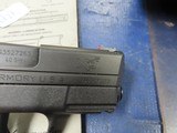 SPRINGFIELD ARMORY XDS .40 S&W - 2 of 3