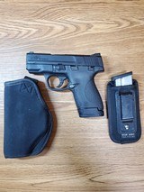 SMITH & WESSON M&P 40 SHIELD .40 S&W - 1 of 3