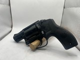 SMITH & WESSON BG38 BODYGUARD .38 SPL +P - 1 of 3