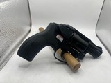 SMITH & WESSON BG38 BODYGUARD .38 SPL +P - 2 of 3