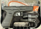 GLOCK 17 GEN 5 9MM LUGER (9X19 PARA) - 1 of 2