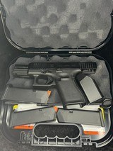 GLOCK 19 19 Gen 5 9MM LUGER (9X19 PARA) - 1 of 3