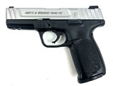 SMITH & WESSON SD 40 VE .40 S&W - 1 of 3