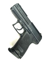 HECKLER & KOCH USP V7 .45 ACP - 1 of 2
