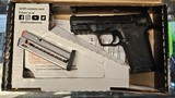 SMITH & WESSON 9 Shield EZ 9MM LUGER (9X19 PARA) - 1 of 1