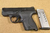 SMITH & WESSON M&P 9 sheild 9MM LUGER (9X19 PARA) - 1 of 3