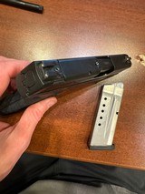 SMITH & WESSON 9mm M&P9 SHIELD 9MM LUGER (9X19 PARA) - 3 of 3