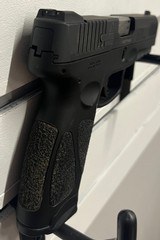 TAURUS g3 standard 9MM LUGER (9X19 PARA) - 2 of 3