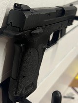 SMITH & WESSON M&P9 SHIELD EZ 9MM LUGER (9X19 PARA) - 2 of 3