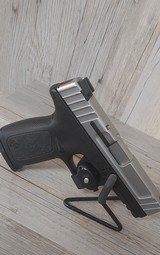 SMITH & WESSON S&W SD9 VE 9MM LUGER (9X19 PARA) - 1 of 3