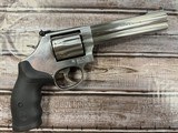 SMITH & WESSON 686-6 .357 MAG - 1 of 2