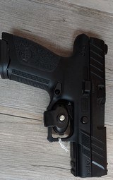 BERETTA APX 9MM LUGER (9X19 PARA) - 1 of 3