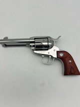 RUGER New Vaqero .357 MAG - 1 of 3