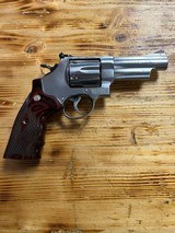 SMITH & WESSON 629-6 .44 MAG/.44 SPL - 2 of 2