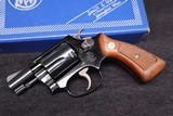 SMITH & WESSON Airweight Model 37 .38 SPL - 2 of 3