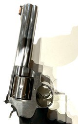SMITH & WESSON 629 CLASSIC .44 MAGNUM - 2 of 2