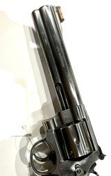 SMITH & WESSON 629 CLASSIC .44 MAGNUM - 1 of 2