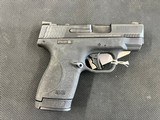 SMITH & WESSON MP 9 SHIELD PLUS 9MM LUGER (9X19 PARA) - 1 of 2