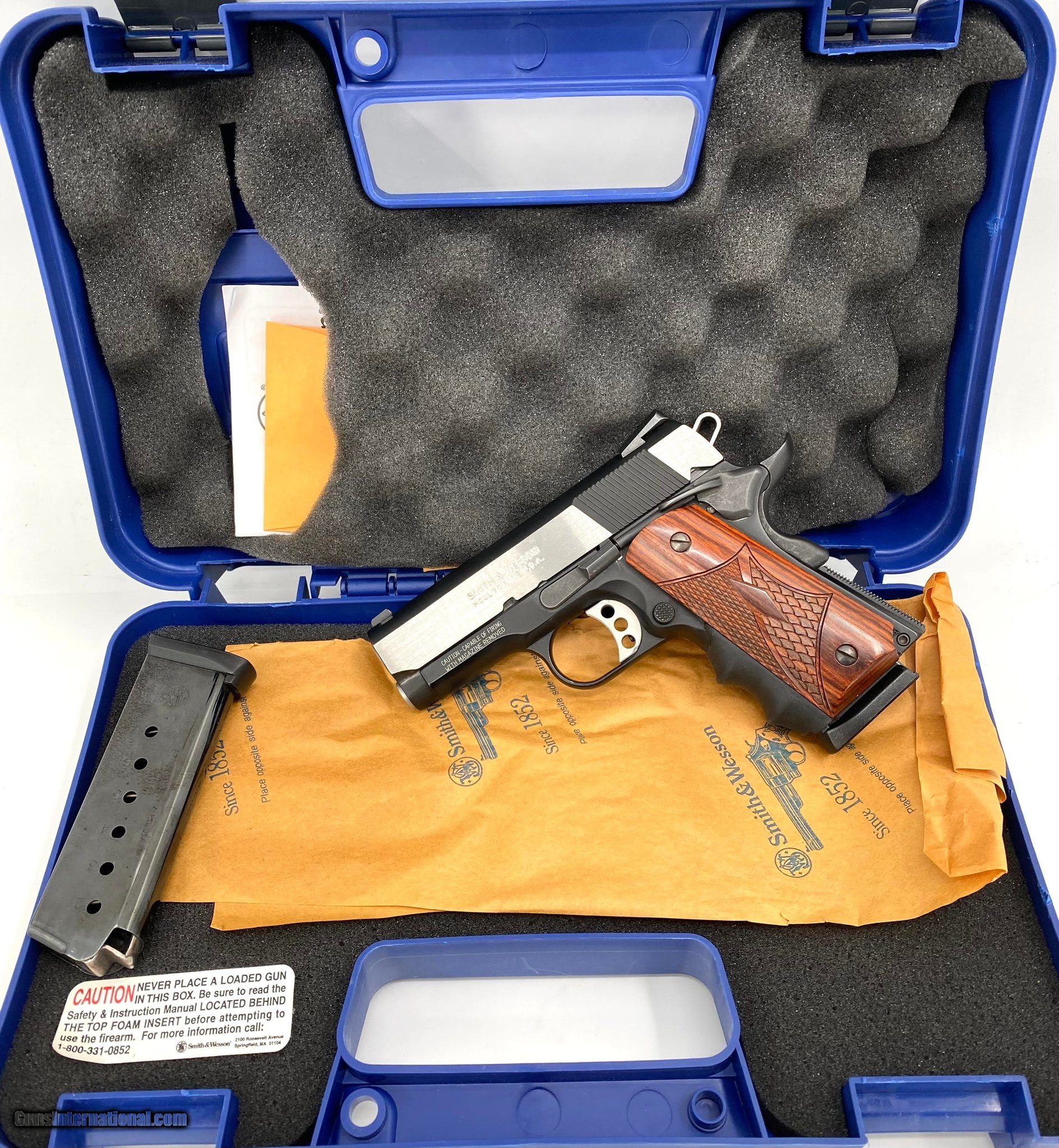 SMITH & WESSON SW 1911 Pro Series .45 ACP