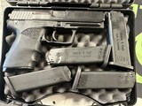 HECKLER & KOCH H&K USP .40 .40 S&W - 1 of 3