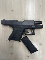 GLOCK 27 GEN
4 .40 S&W - 2 of 3